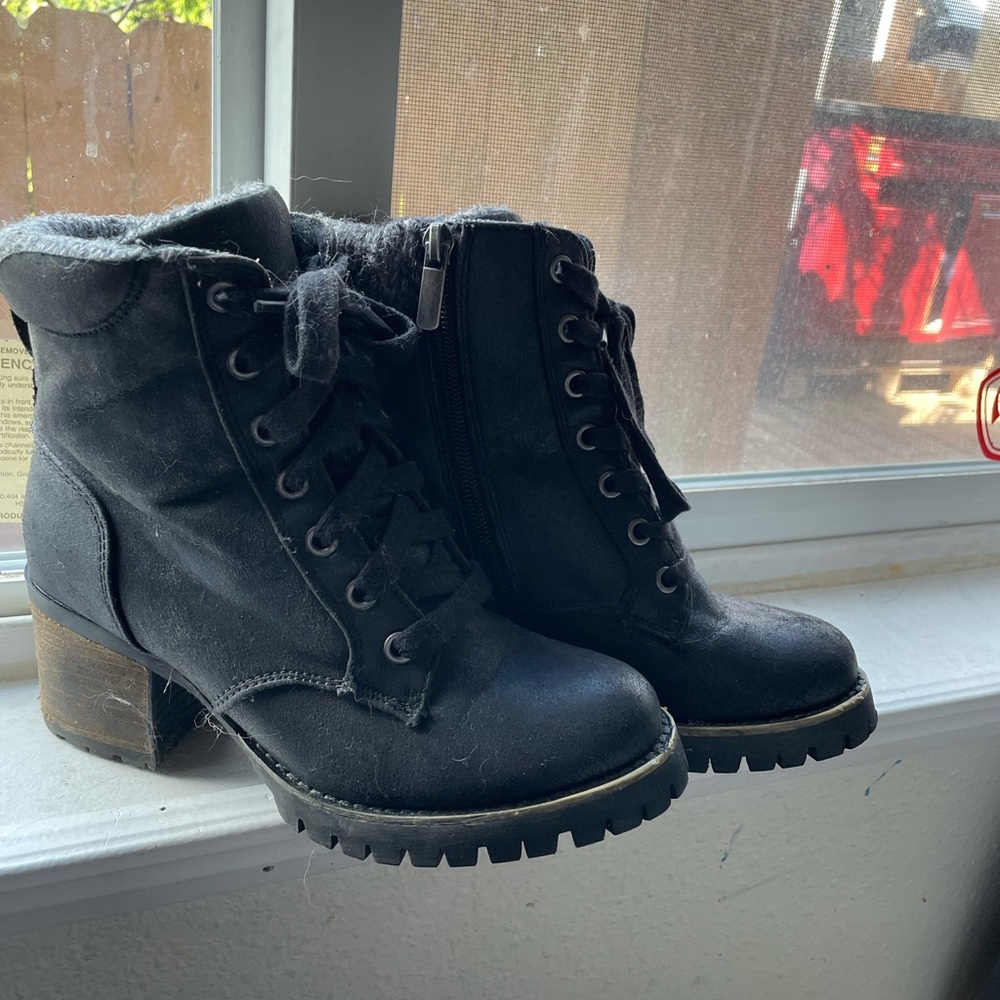 Lace up boots